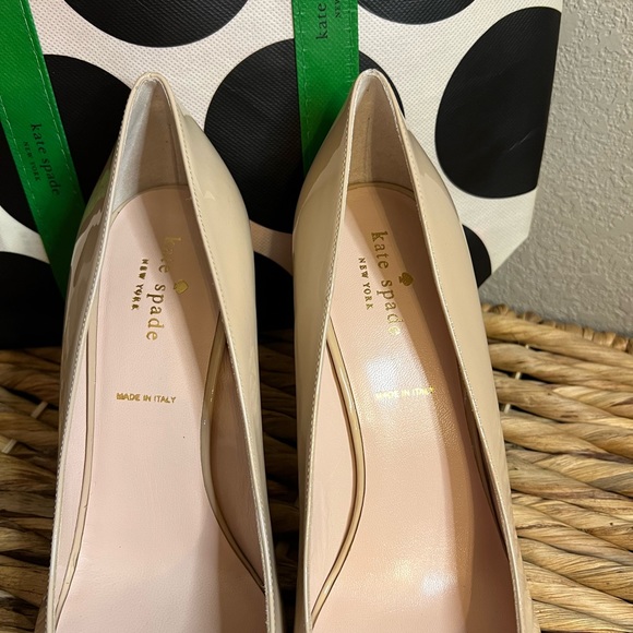 KATE SPADE ♠️ Vivian Nude Patent Leather Heels Size 10.5 - Picture 4 of 9